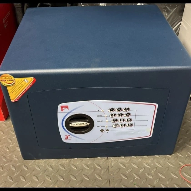 Сейф Technomax с электронной панелью